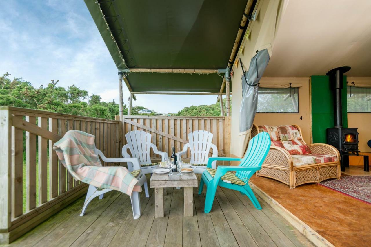 Kidwelly Glamping Hotel Exterior photo